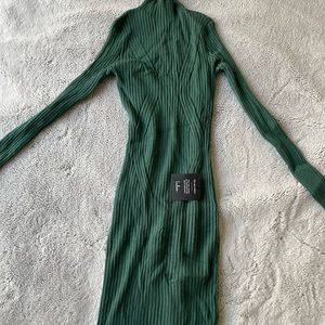 NWT Lulu’s Snug As Can Be Dark Green Ribbed Mock Neck Sweater Dress - S